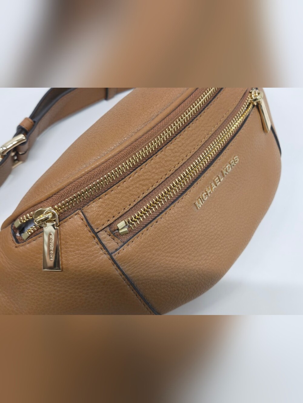 NWT Michael Kors Mott Medium Waistpack - Picture 12 of 16